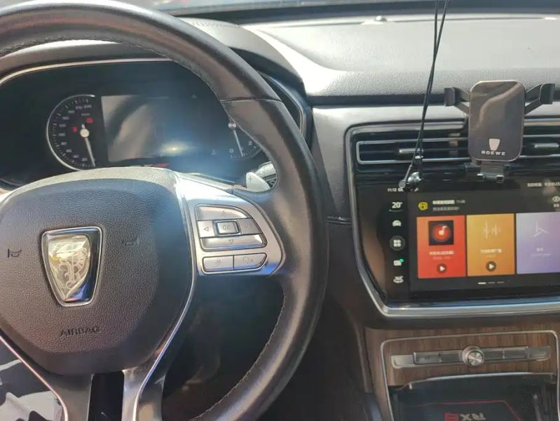 Roewe rx8