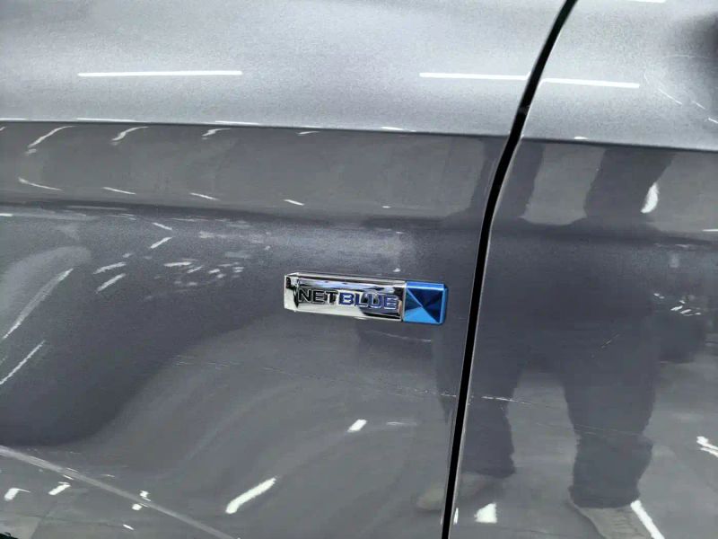 Roewe imax8