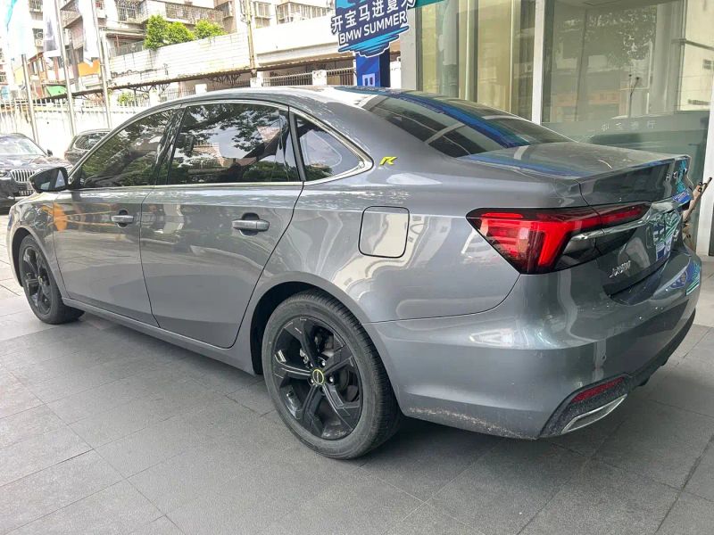 Roewe i6-max