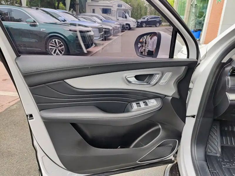 Roewe rx5