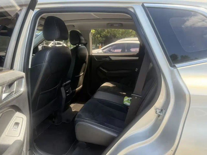 Roewe rx5