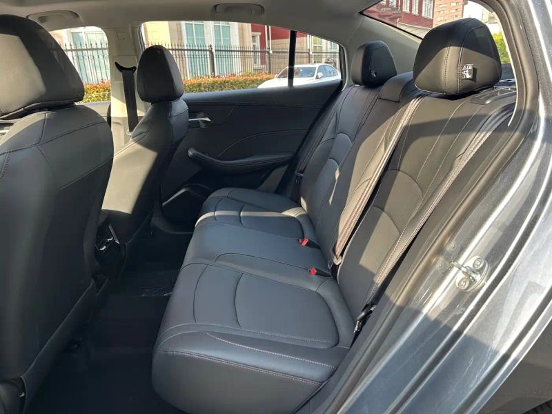 Roewe i5