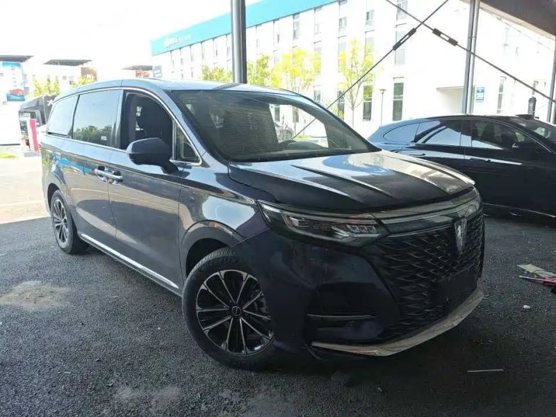 Roewe imax8