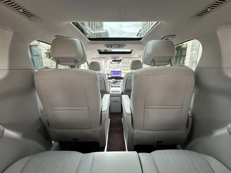 Roewe imax8