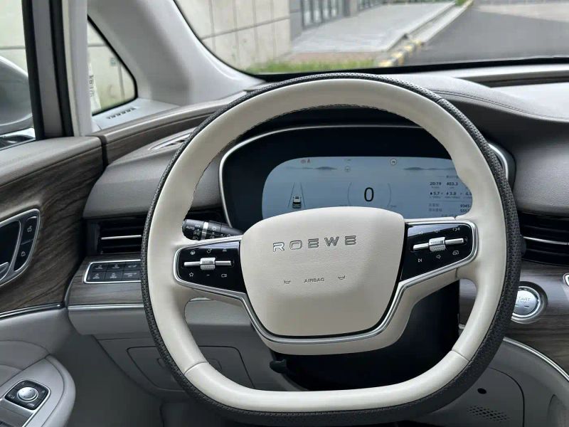 Roewe imax8