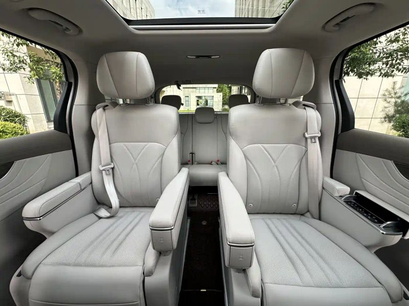 Roewe imax8