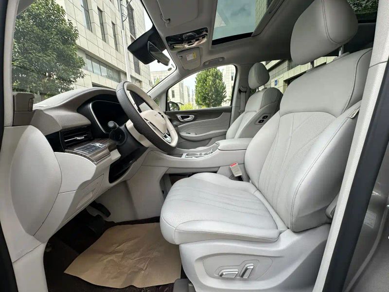 Roewe imax8