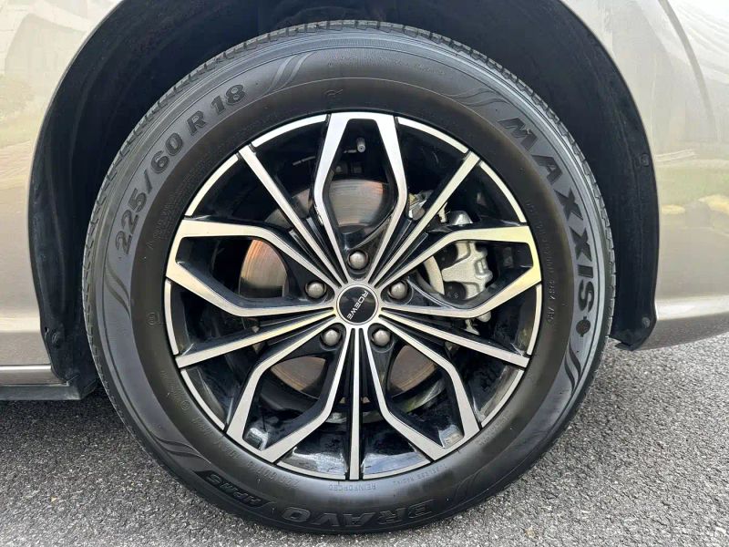 Roewe imax8