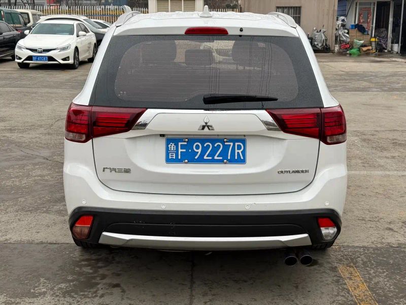 pajaro outlander