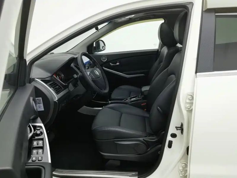 korando korando