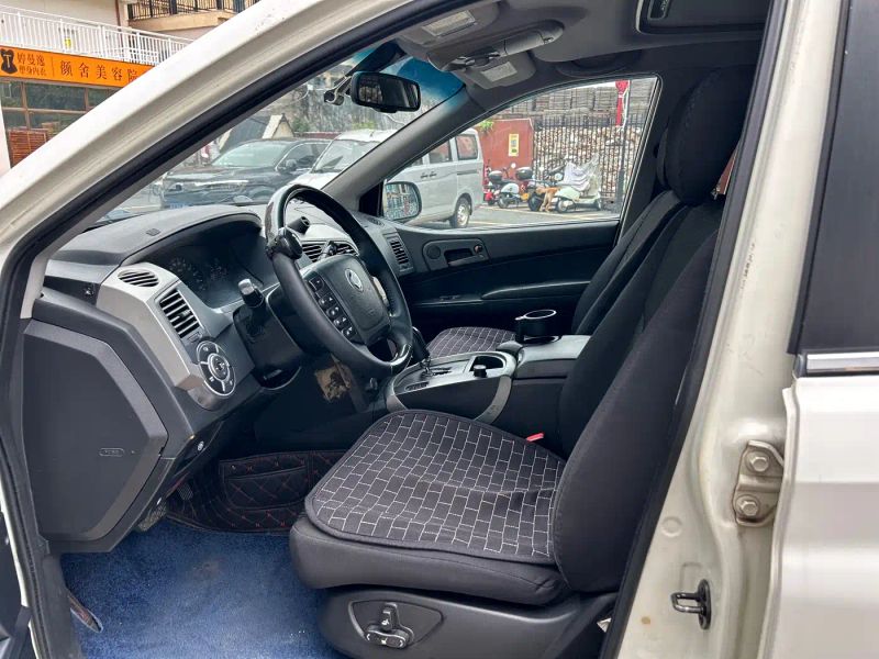 korando car