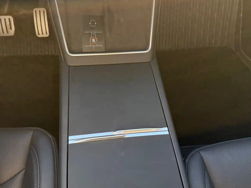 Tesla model-y