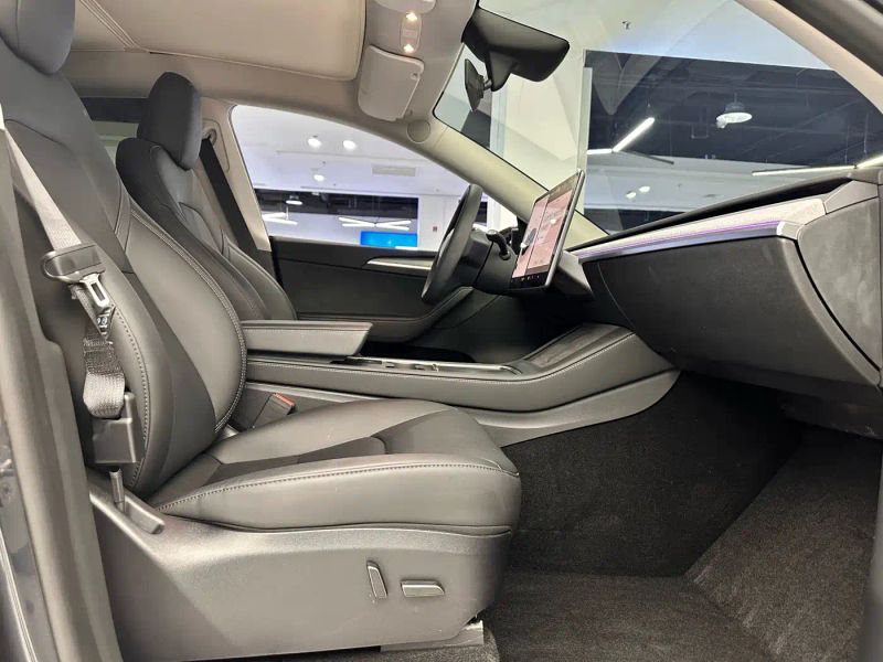 Tesla model-y