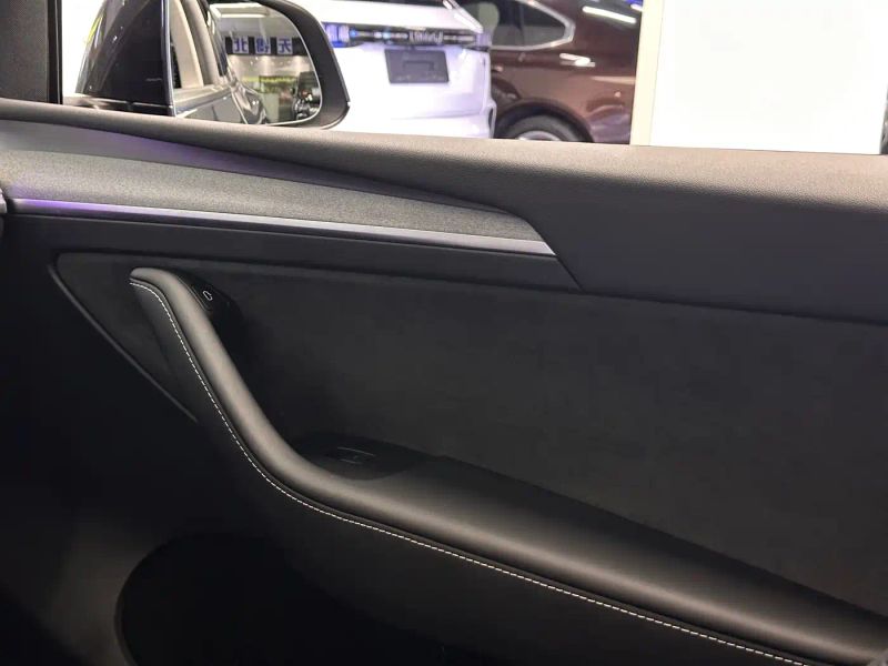 Tesla model-y