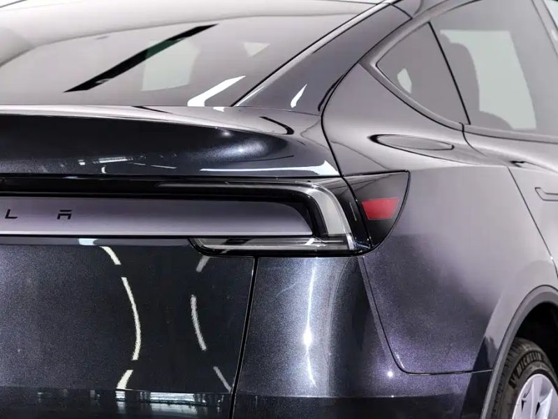 Tesla model-y