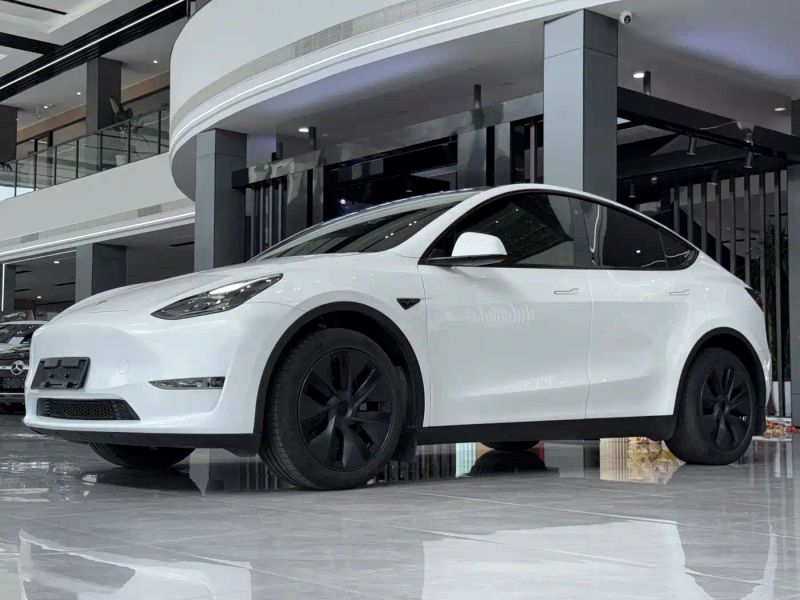 Tesla model-y