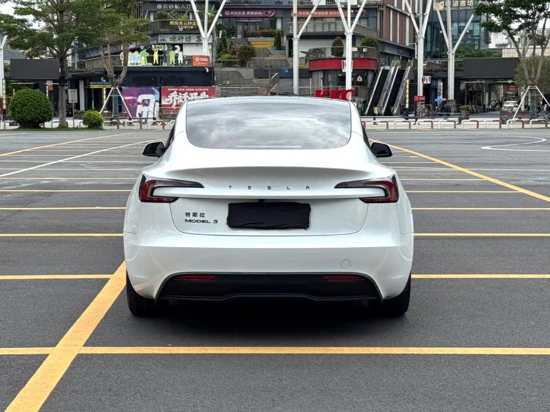Tesla model3