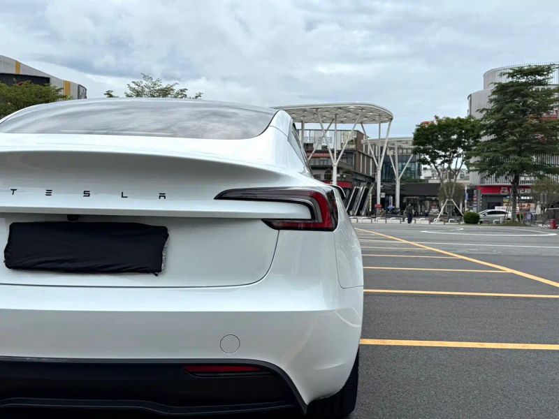Tesla model3