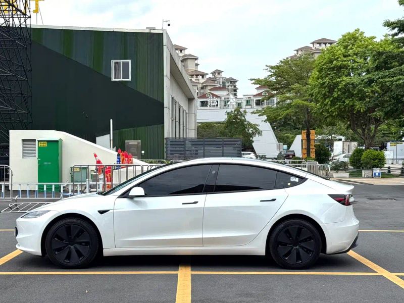 Tesla model3