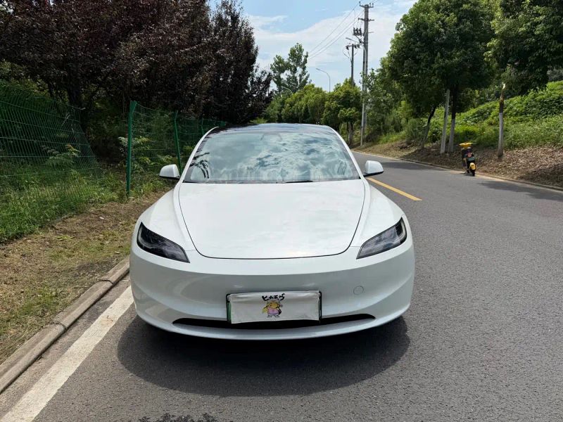Tesla model3
