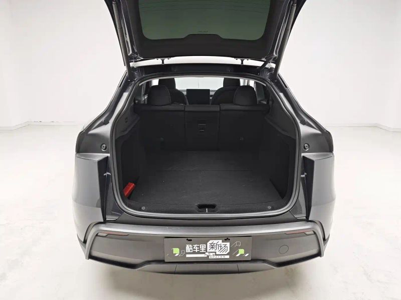 Tesla model-y