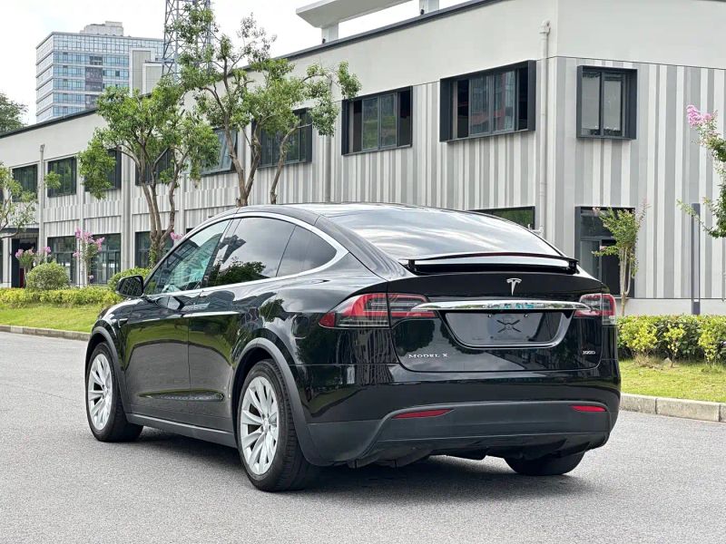 Tesla model-x