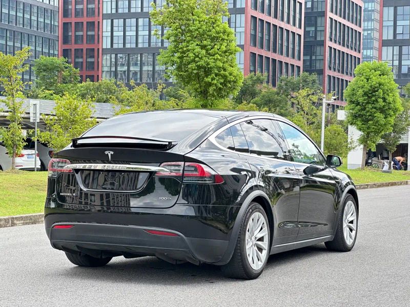 Tesla model-x