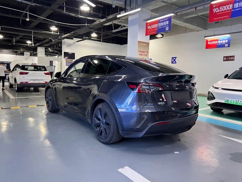 Tesla model-y