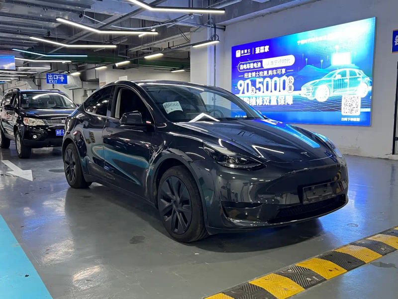 Tesla model-y