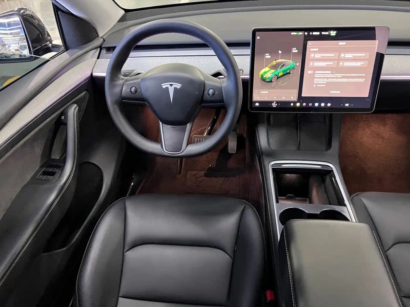 Tesla model-y