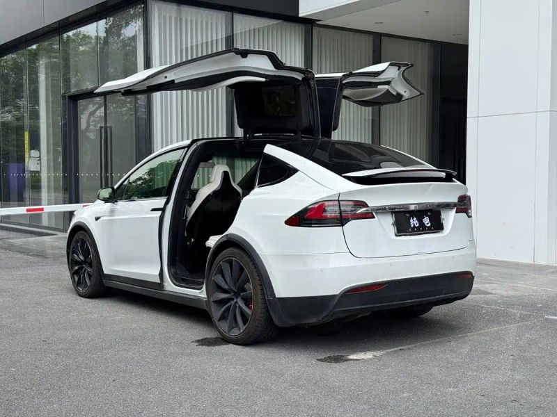 Tesla model-x