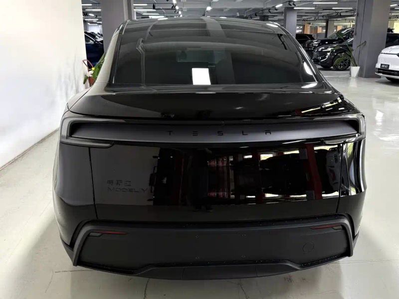 Tesla model-y