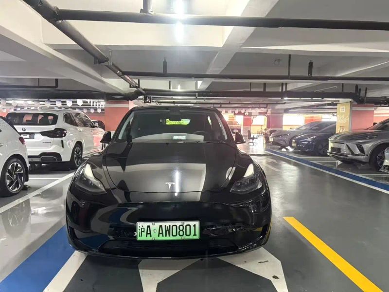 Tesla model-y
