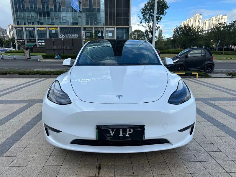 Tesla model-y