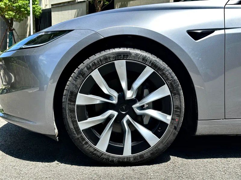Tesla model3