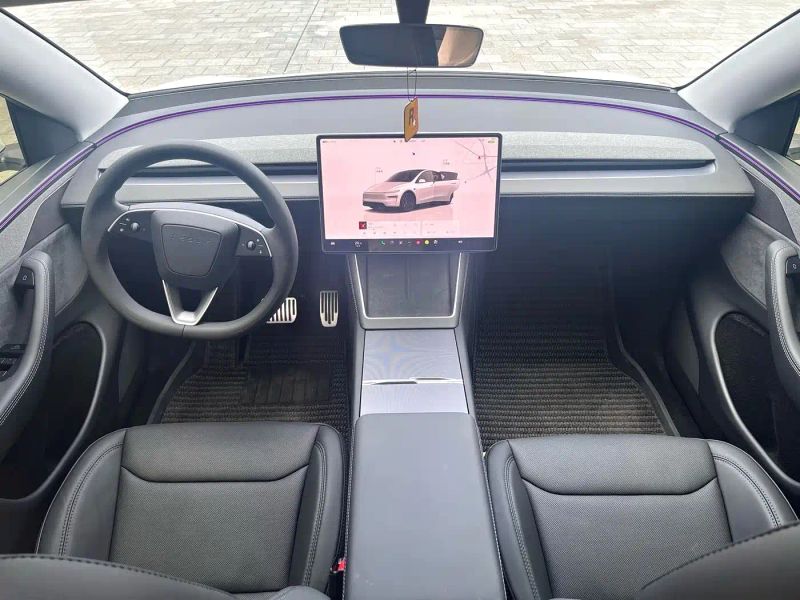 Tesla model-y