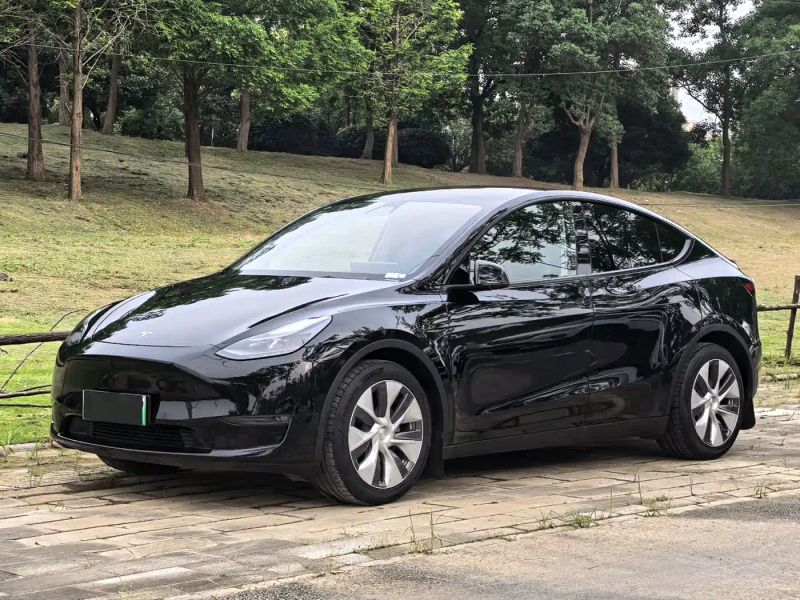 Tesla model-y