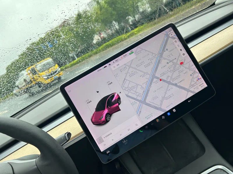 Tesla model-y