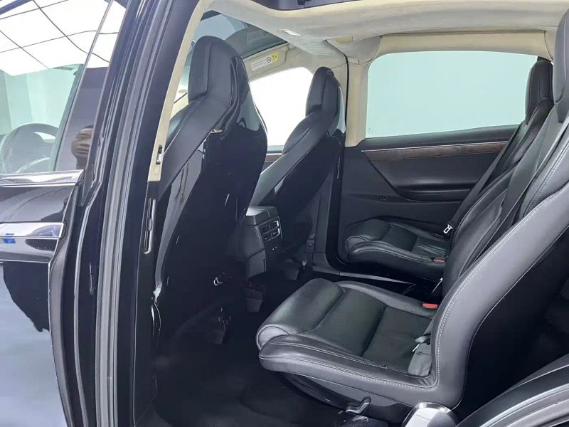 Tesla model-x