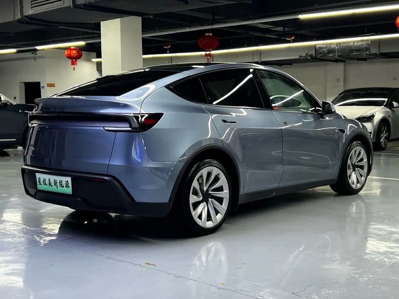 Tesla model-y
