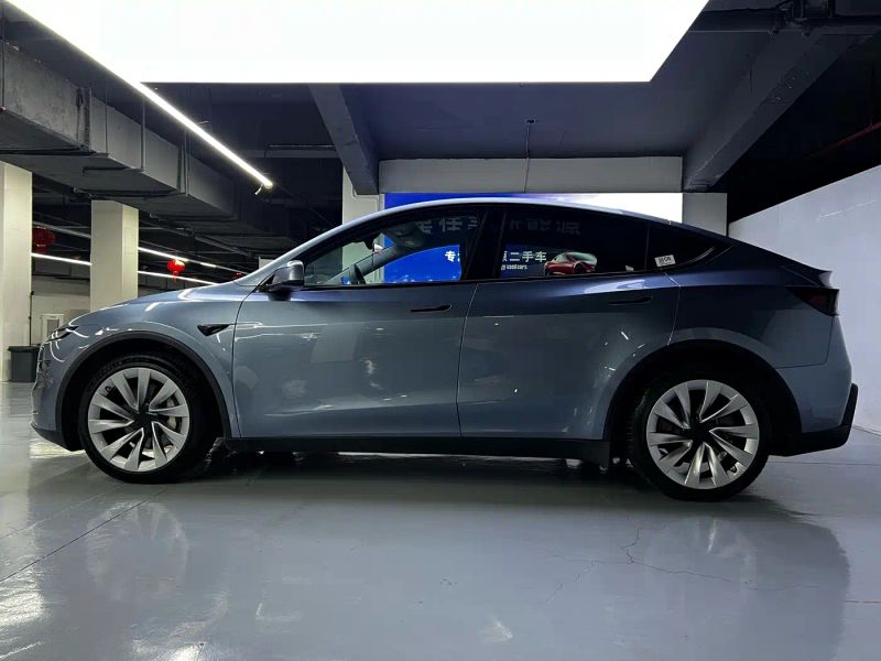 Tesla model-y