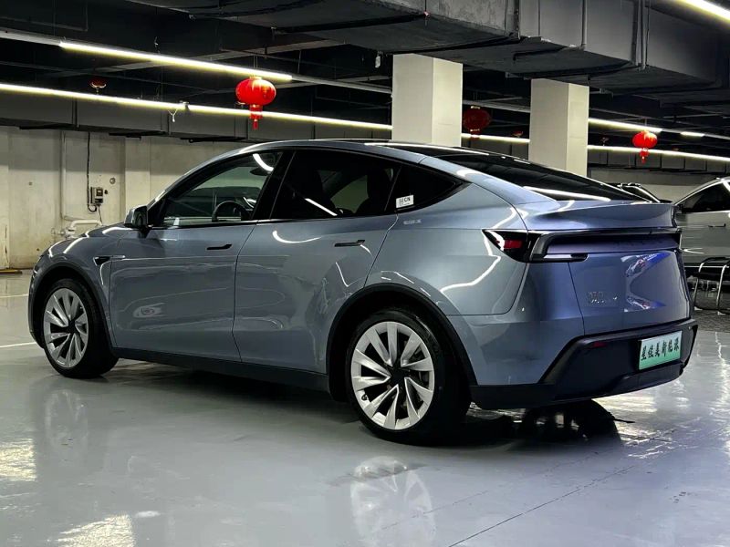 Tesla model-y