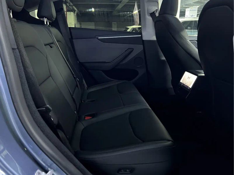 Tesla model-y