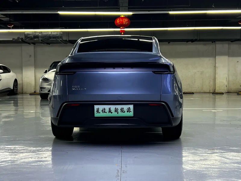 Tesla model-y