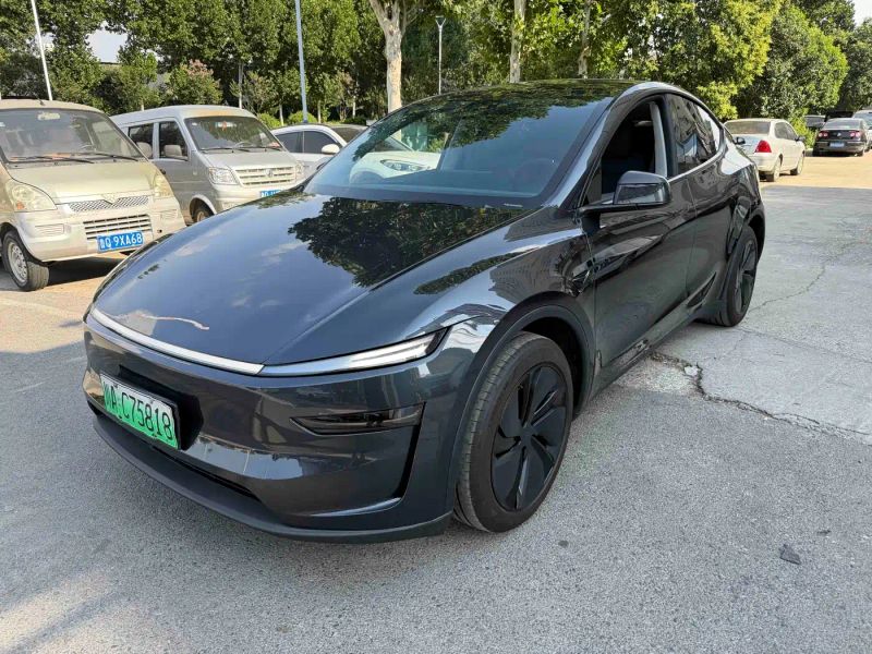 Tesla model-y