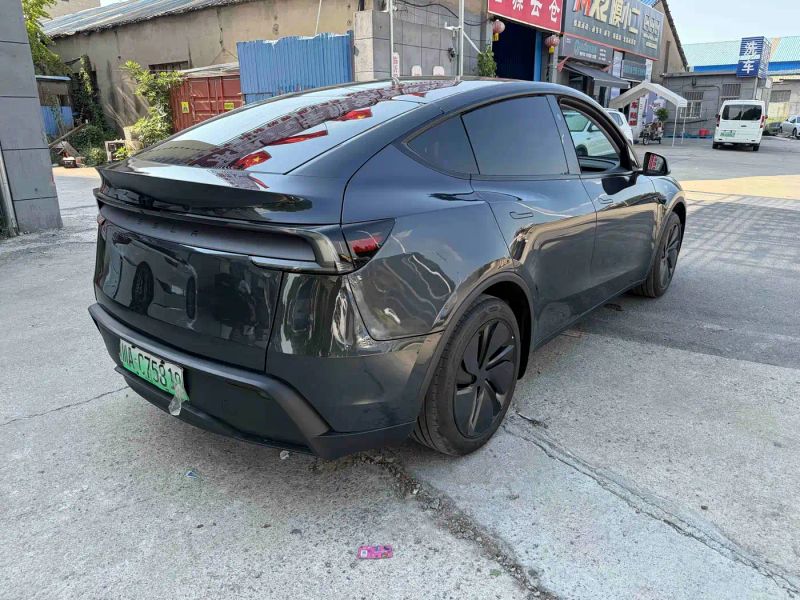 Tesla model-y