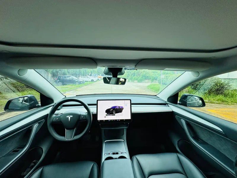 Tesla model-y