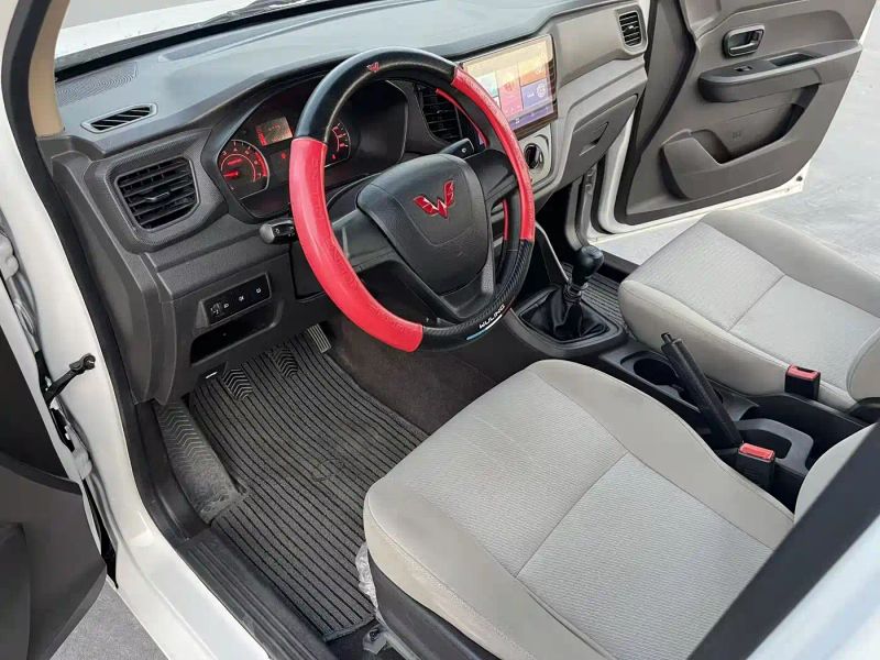 wuling hongguangv
