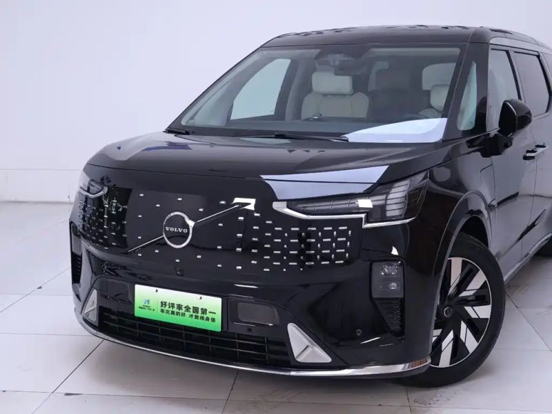 Volvo em90