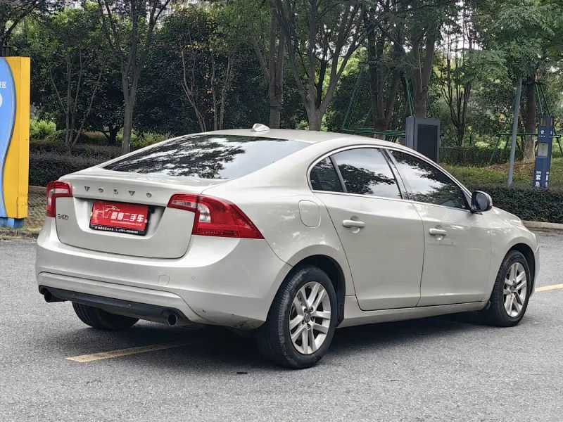 Volvo S60